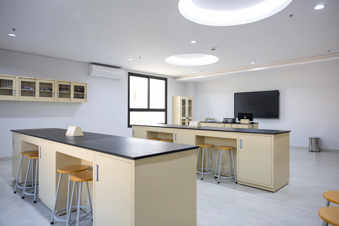 Web image: Facilities 3